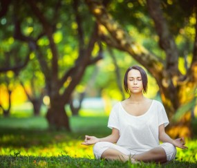 世界杯比分中心-英格兰队热身赛临近，赛程安排密集，阵容磨合带来新看点